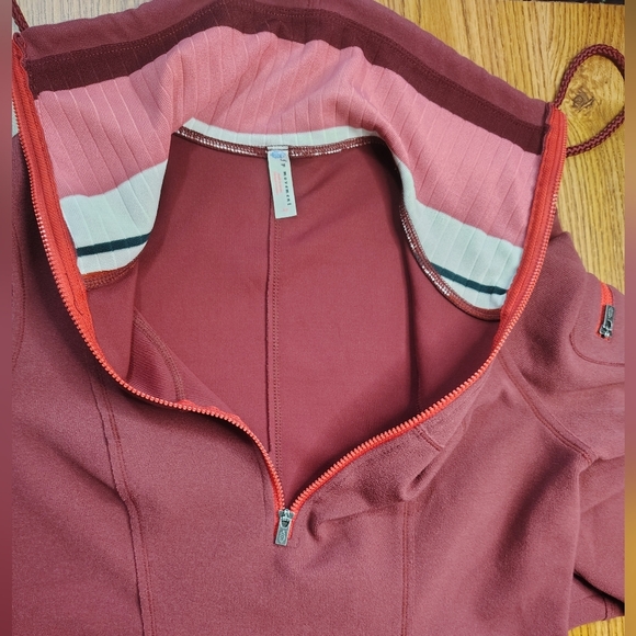 FP Movement Women's Turtleneck Sweatshirt, Full Stretch,sz S, running, Relaxeed. - Picture 9 of 16